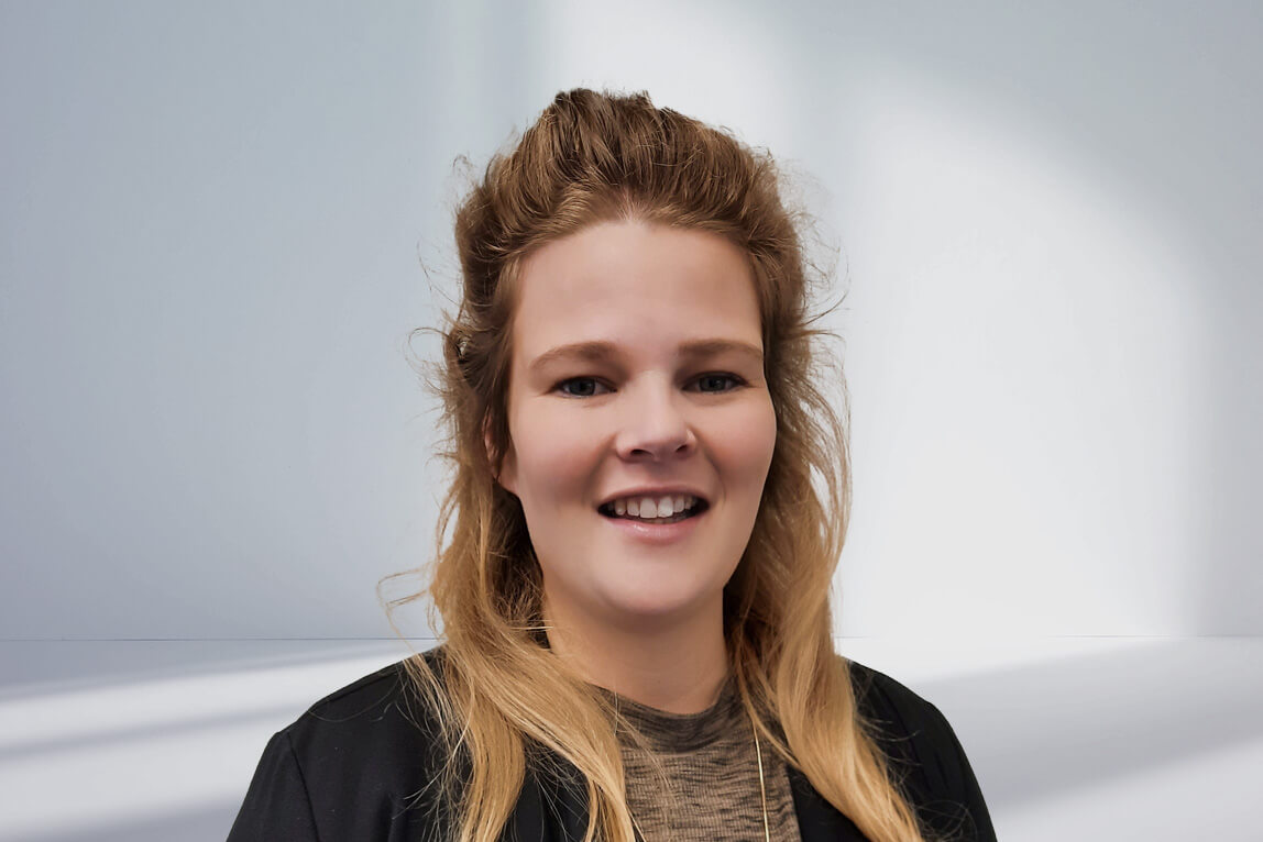 D27 Zoe Schofield