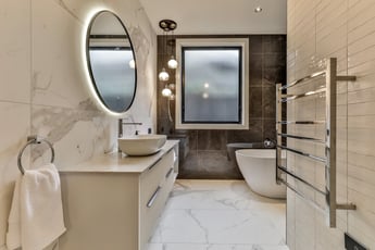 Marble in Motion - Bathroom
