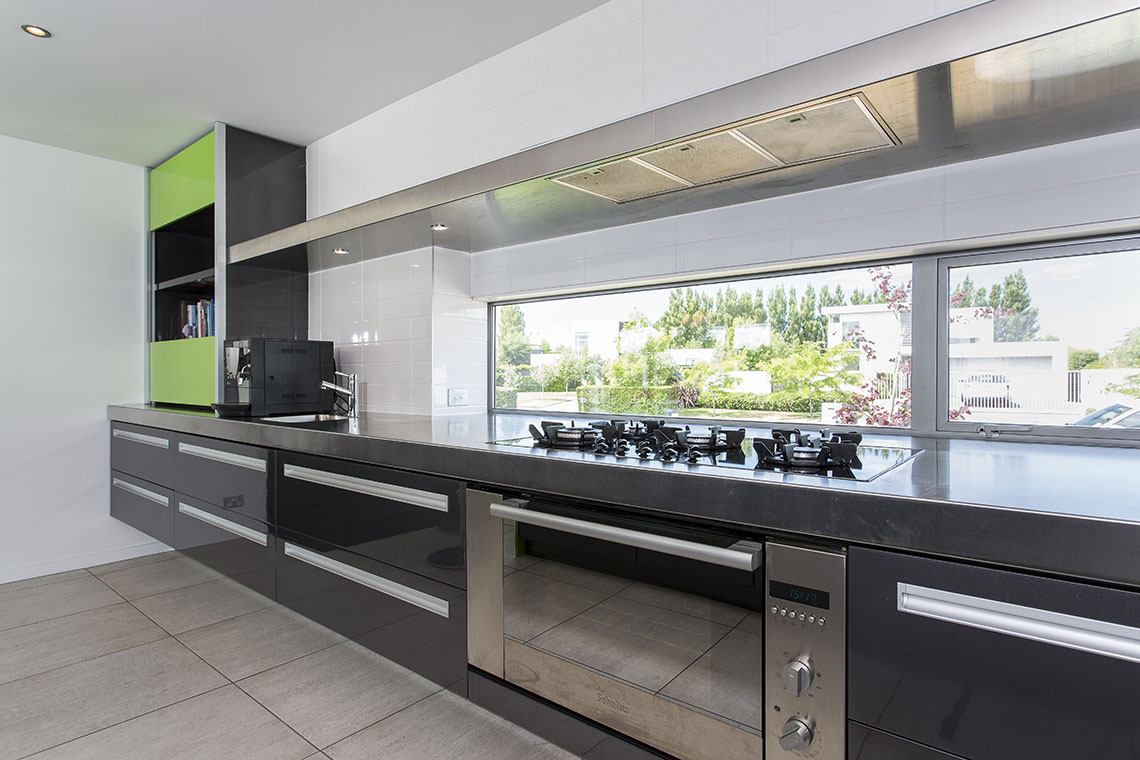 Lime Green Brings a Zest of Life to this Kitchen