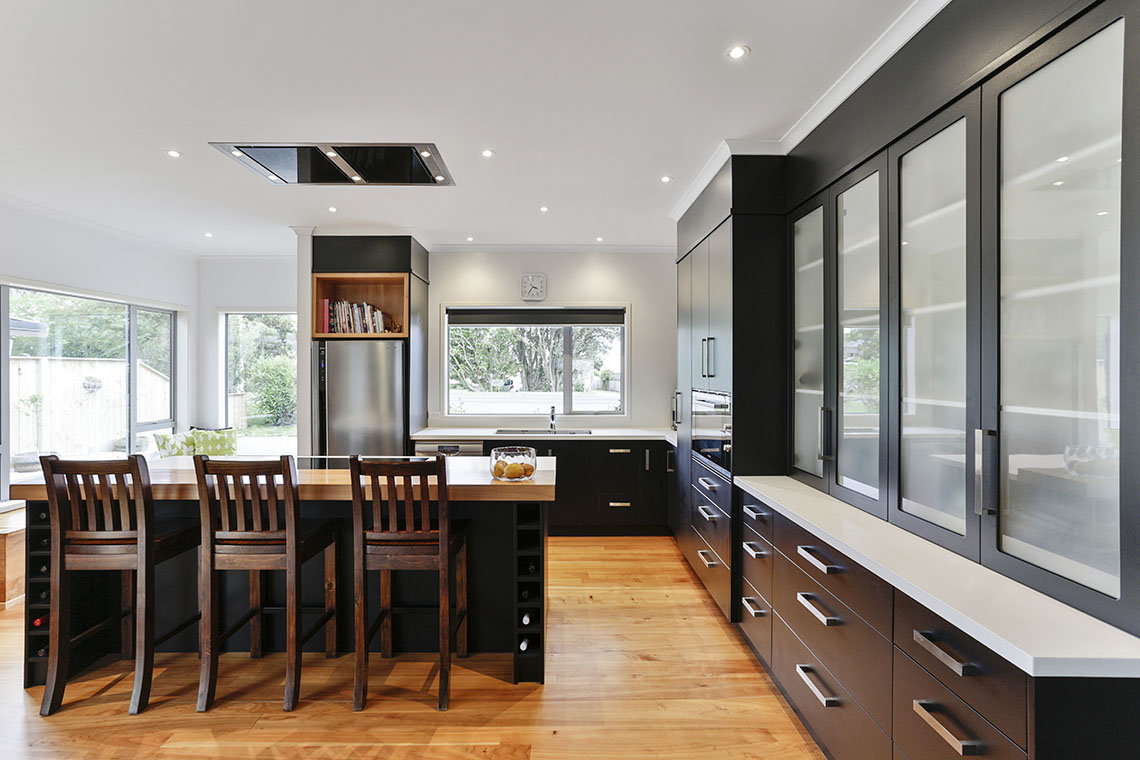 The Harmonious Style and Warmth when Black meets Timber with Perfection